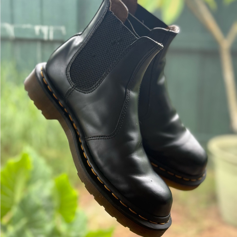 Dr. Martens Black Classic Chelsea Boots